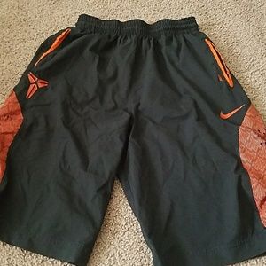 NIKE KOBE shorts M